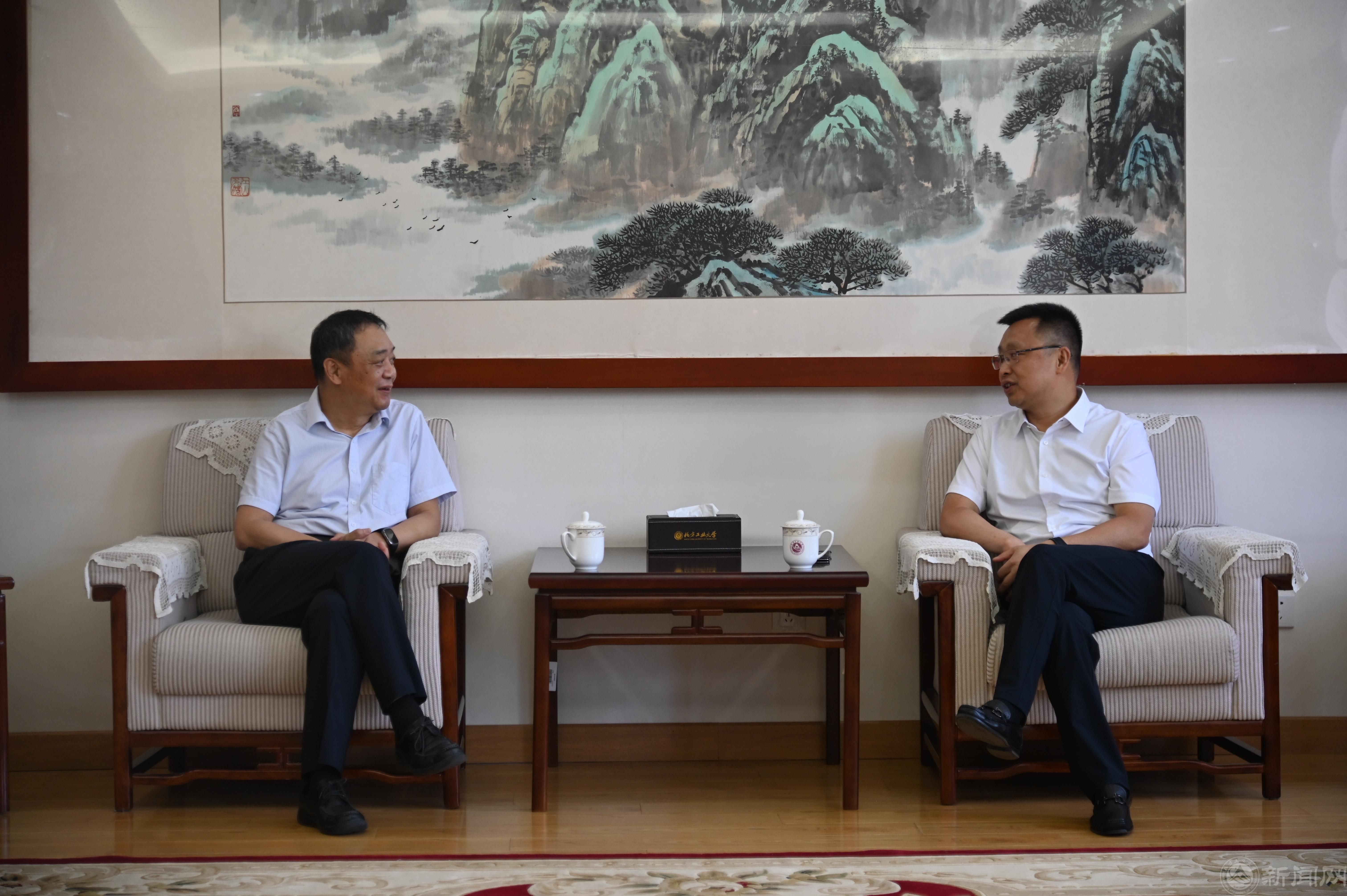 DSC_3428.JPG DSC_3428.JPG